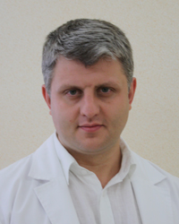 Российский врач и исследователь Р. Р. Ахмеров применил тромбоцитарную аутологичную плазму для лечения воспалительных заболеваний и атрофических процессов в постоперационном периоде.